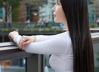 蜜桃社 – Luffy菲菲的短裤美图分享，谁说女生不能轻松穿搭？