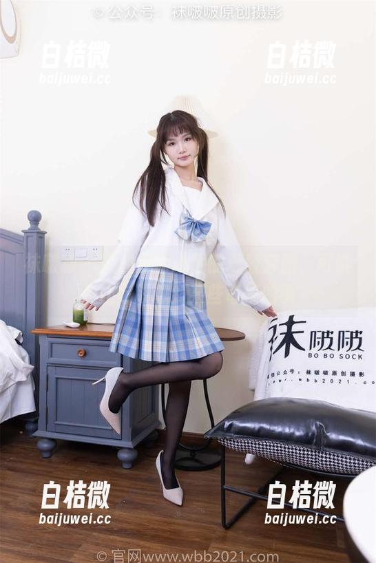 袜啵啵-奶油 袜啵啵 - 奶油别出心裁的板鞋套图,可能会让你联想到某些奇怪的事
