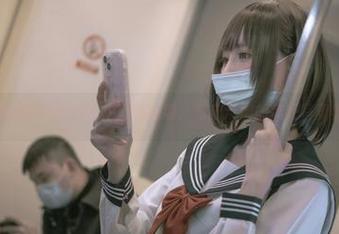 西园寺南歌在水中随性玩耍：与史莱姆的疯狂写真集