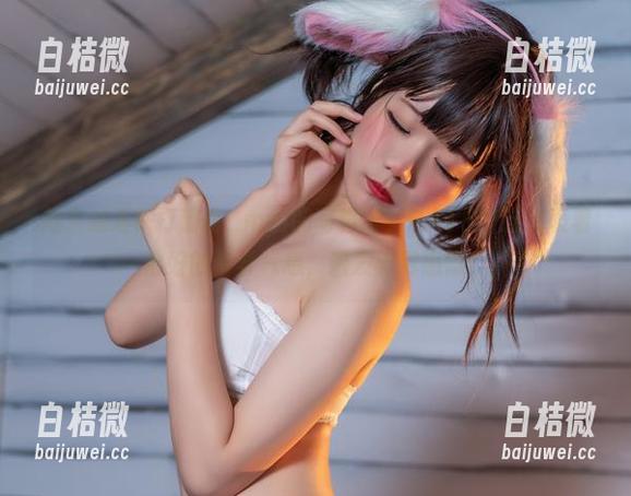 越来越爱铁打萌萌_moi的写真了，PA15校服代表着恰好的青春气息，诱发无尽感慨！