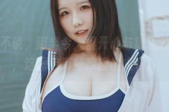 不得不说，阿半今天很开心与镇海的结合，这图包有些摩擦出火花。