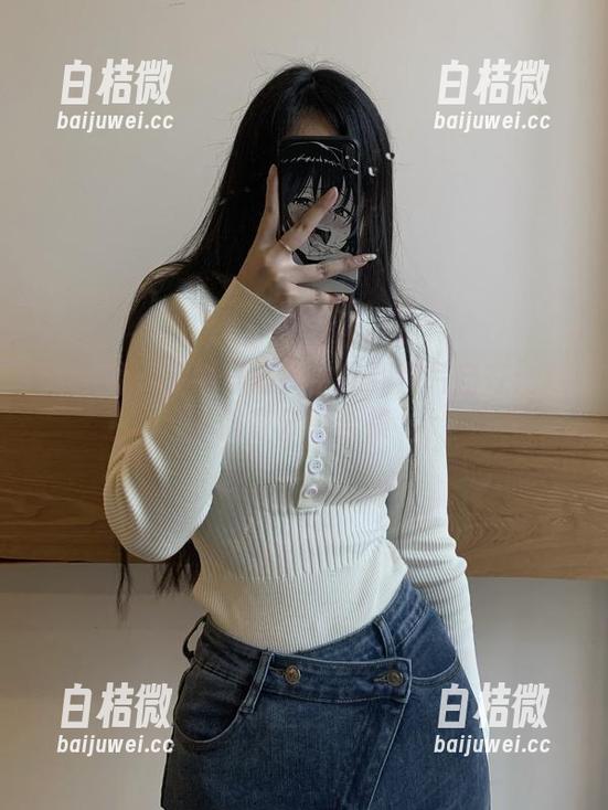 微密圈 - 在牛仔短裤中找到那片自在：陈佩奇分享合集